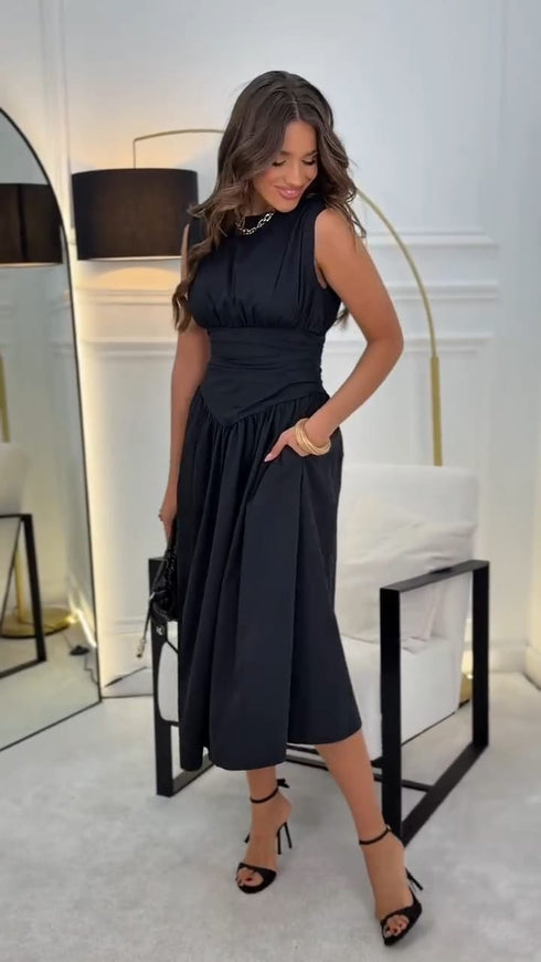 Рокля Corina
