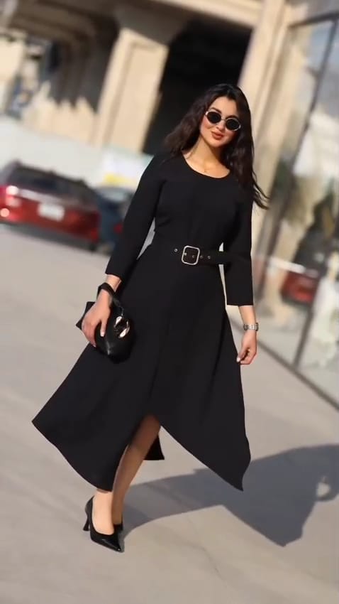Рокля Sara